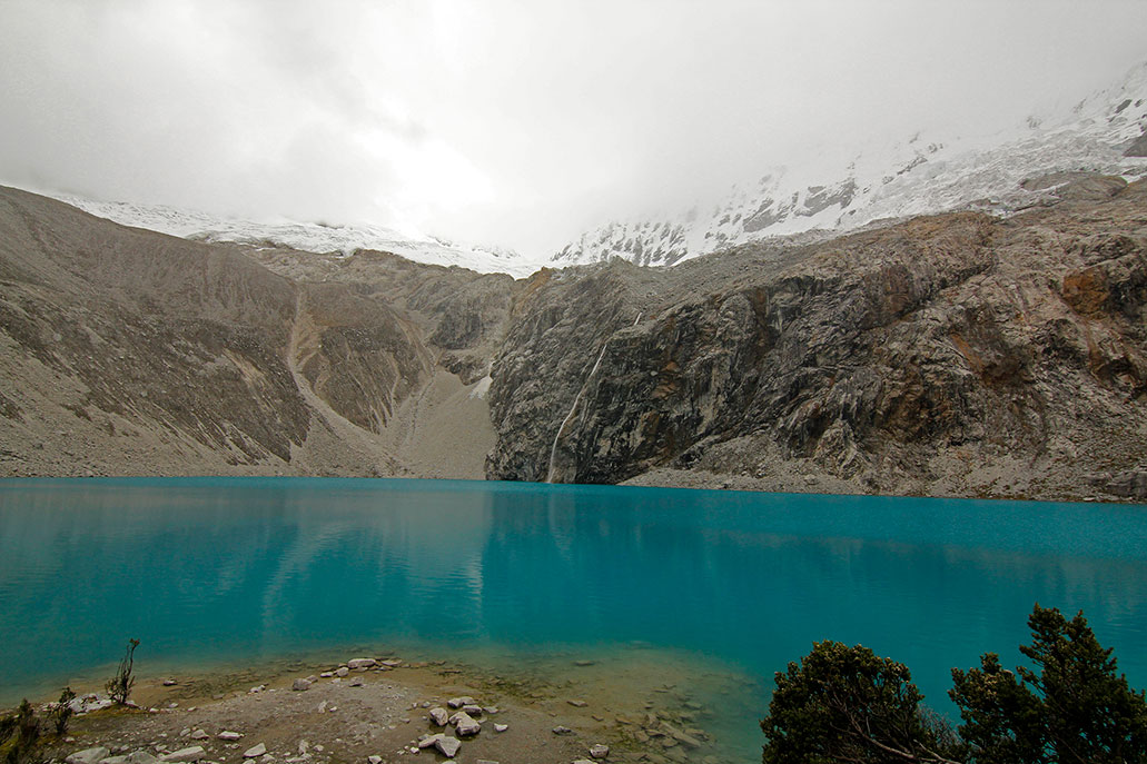 Lagoa 69 em Áncash (4.600 metros acima do nível do mar)