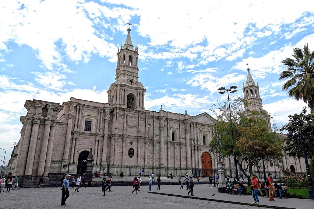 Catedral de Arequipa construída em silhar