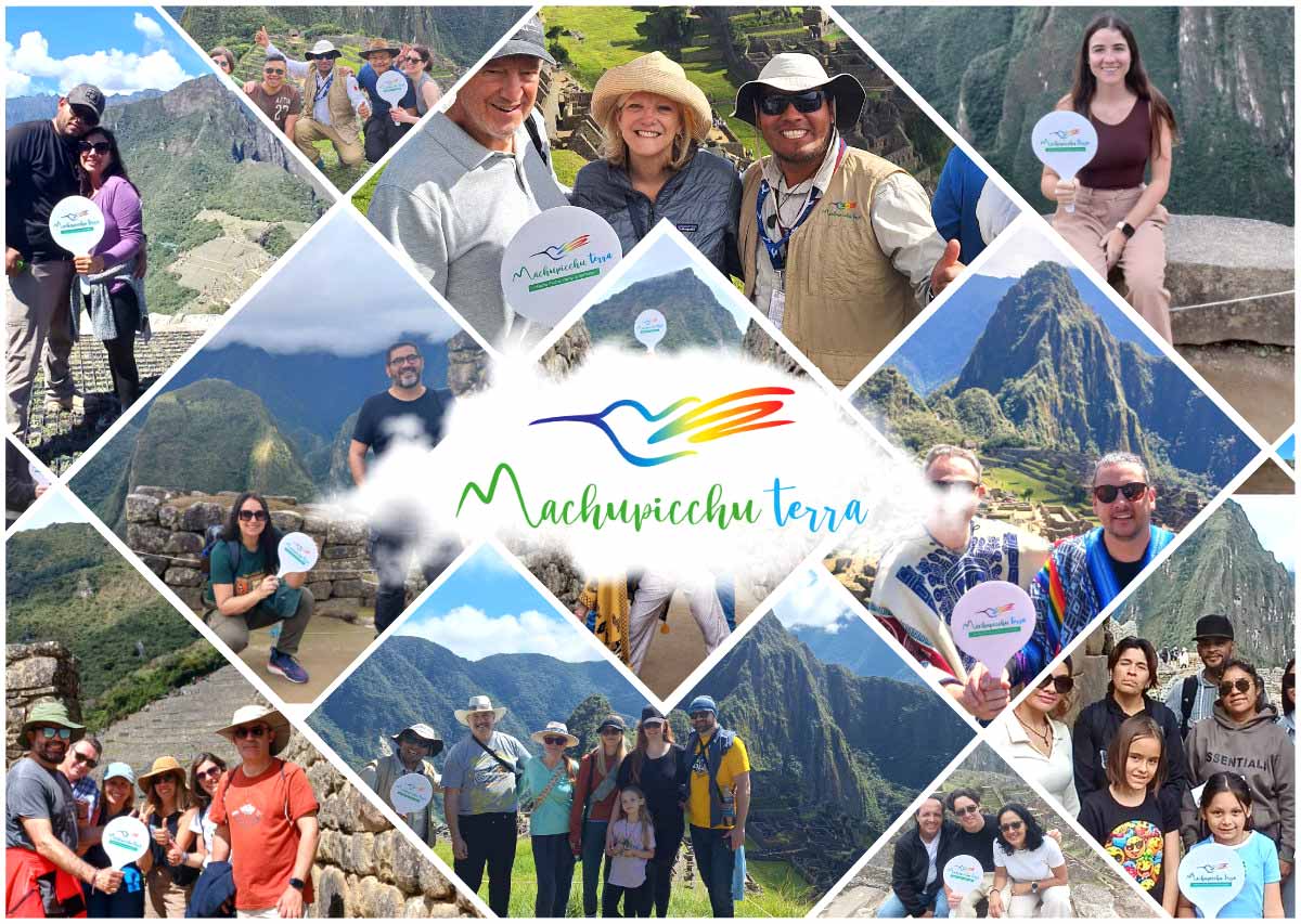 grupo de turistas en machupicchu