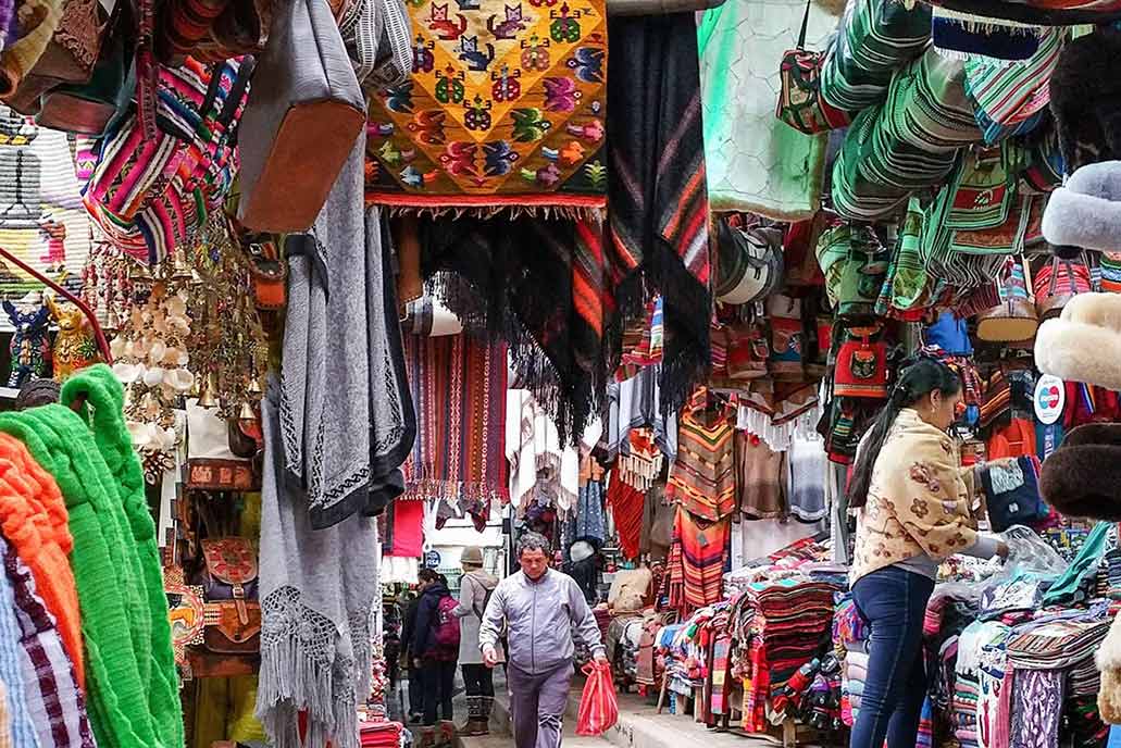 Artisan Market - Aguas Calientes