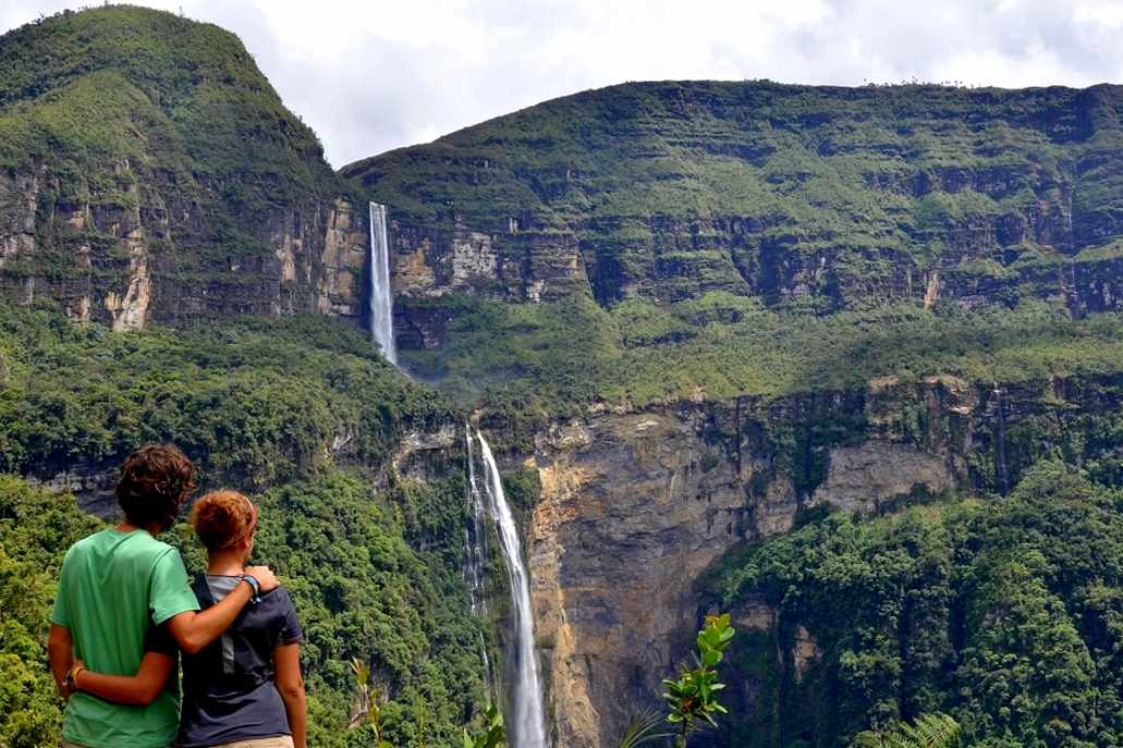 Couple appreciating the Gocta Waterfall