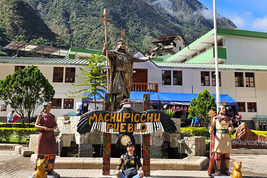 Manco Cápac Square - Aguas Calientes