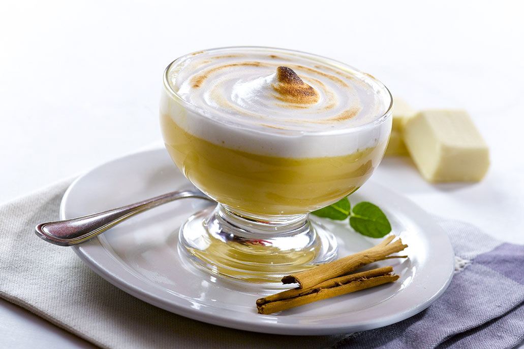 Suspiro de limeña, one of the newest desserts