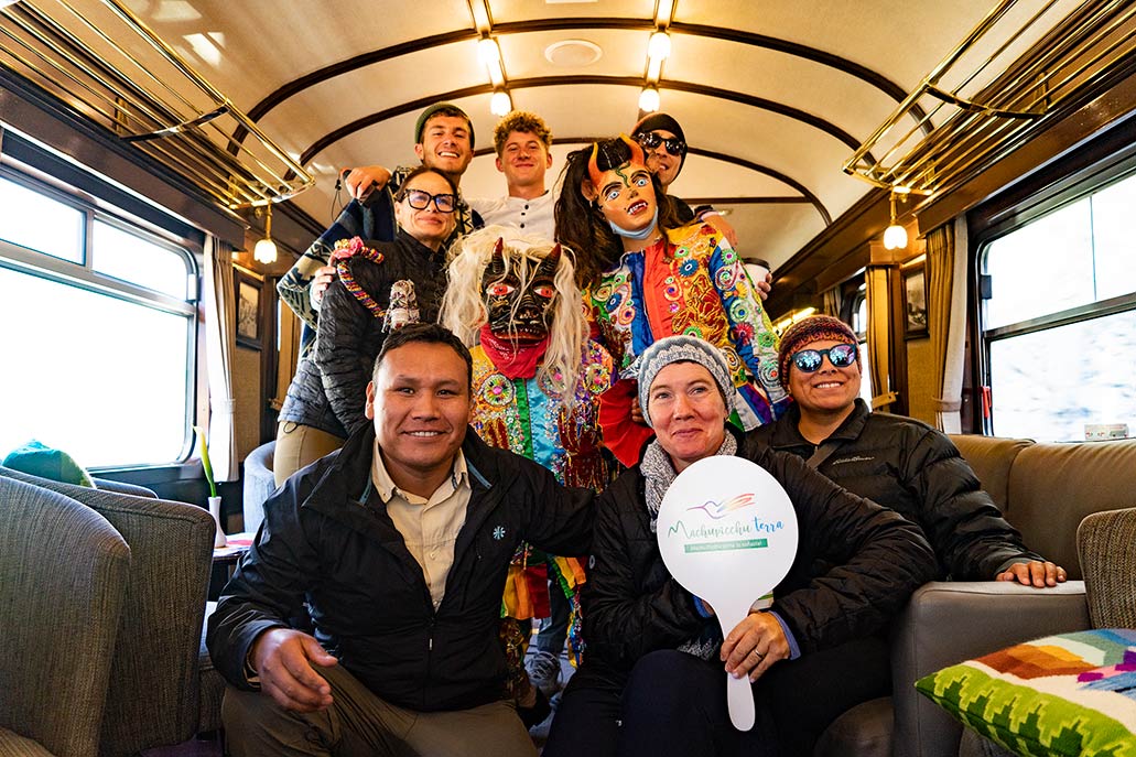 Tren Vistadome Observatory de Peru Rail